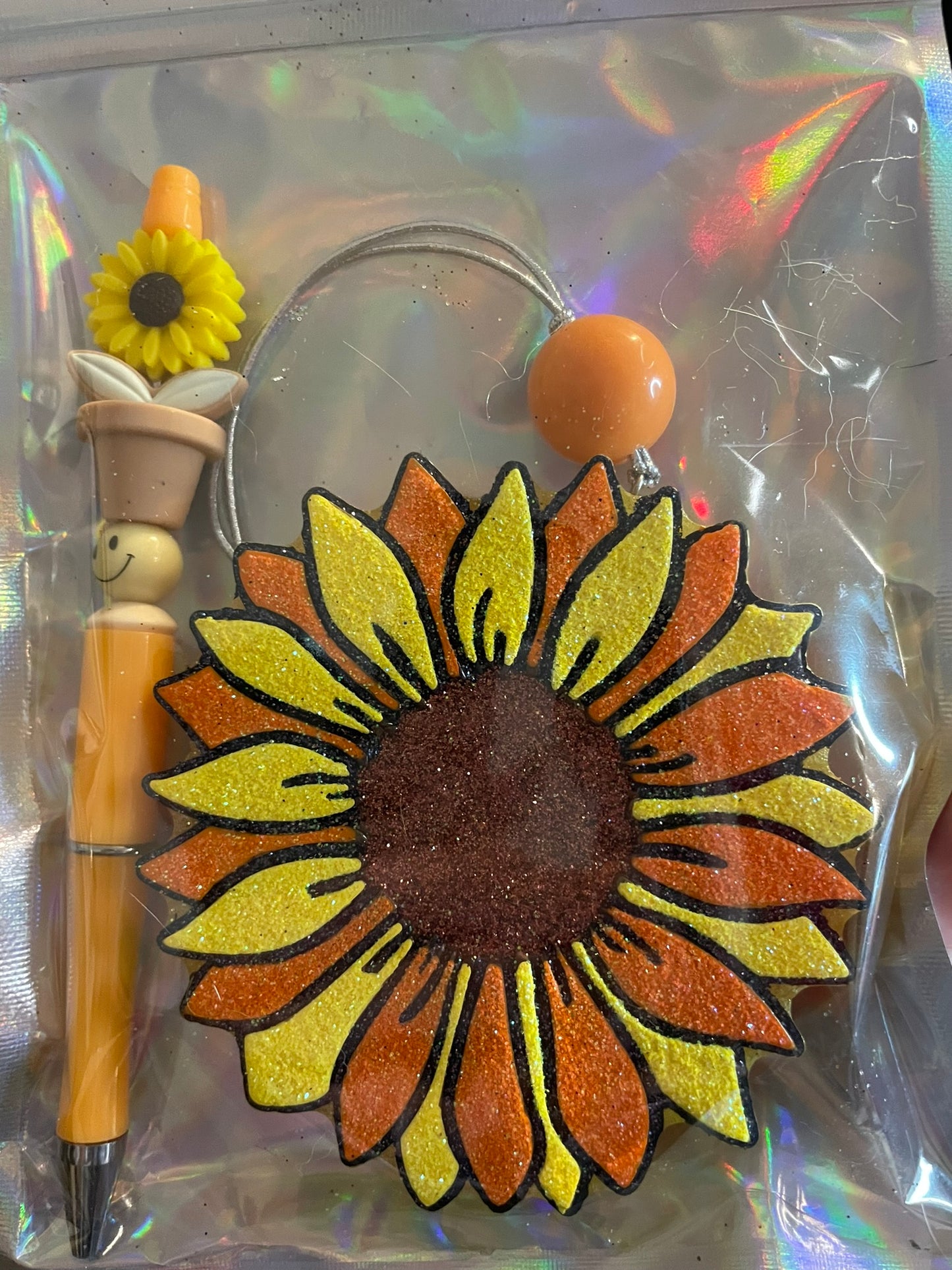 SUNFLOWER FRESHIE AND PEN SET