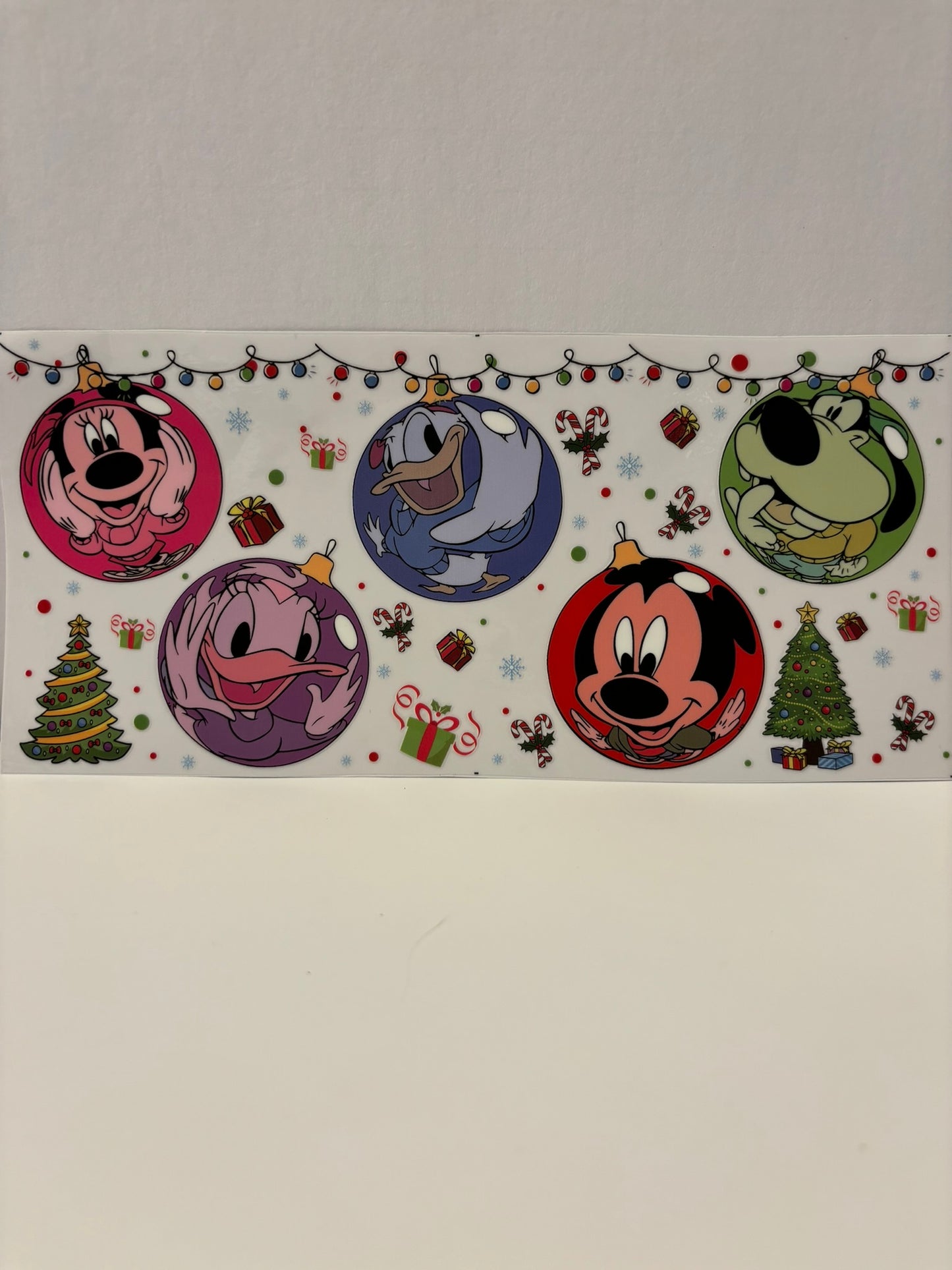 #11 MICKEY AND FRIENDS CHRISTMAS